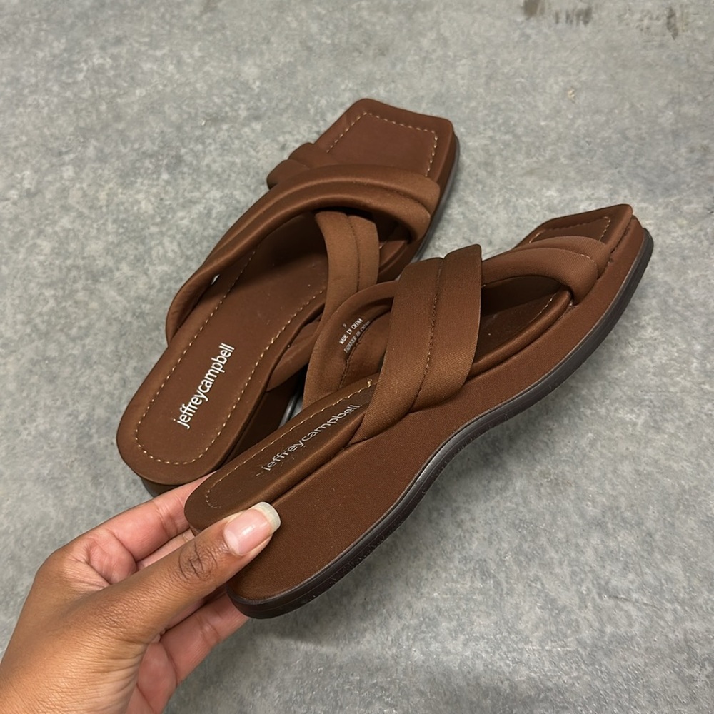 NWOT Jeffrey Campbell Sun-sation Sandal in Brown Neoprene Size 9 - Picture 5 of 6